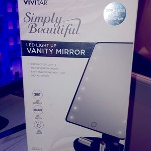Vanity mirror